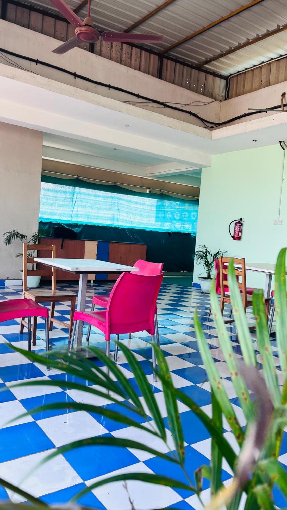 Skyway Rooms ポンディシェリ エクステリア 写真